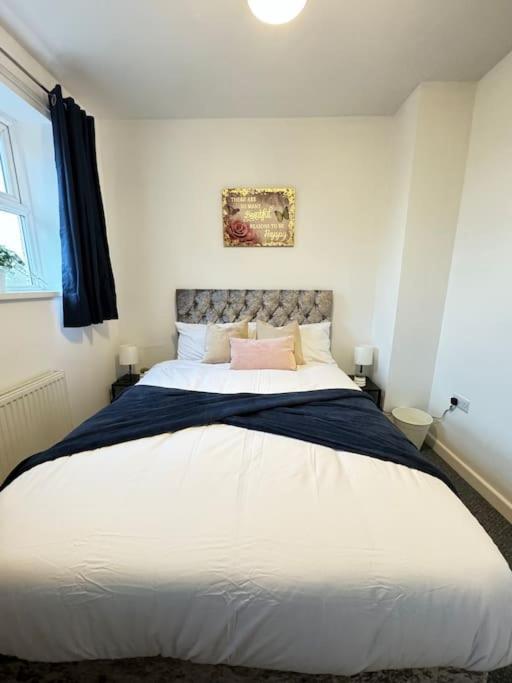Cosy Home In Barnsley Centre 外观 照片