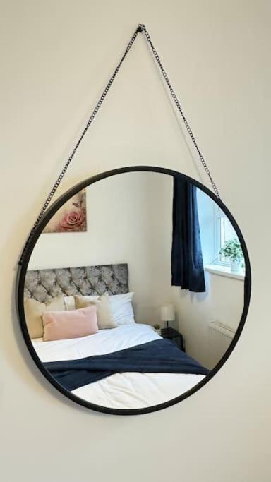 Cosy Home In Barnsley Centre 外观 照片