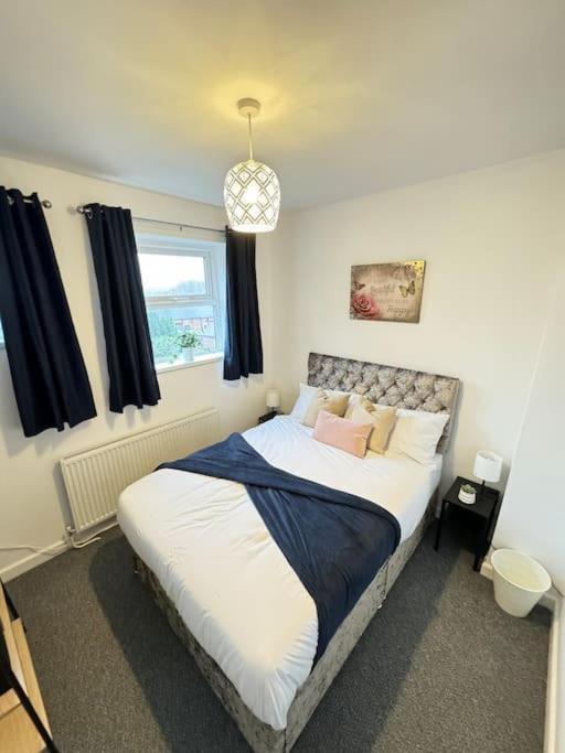 Cosy Home In Barnsley Centre 外观 照片